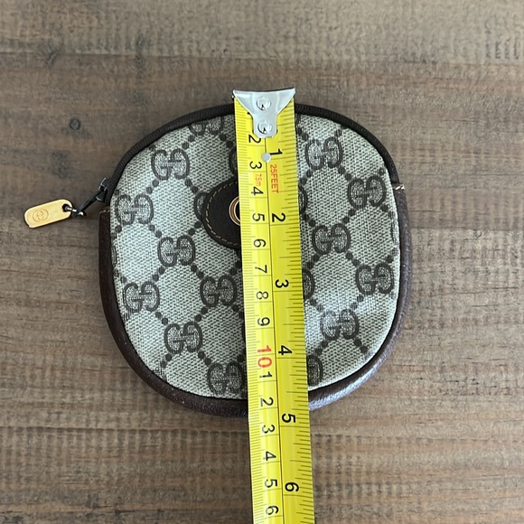 Authentic Gucci Coin Purse - Picture 10 of 11